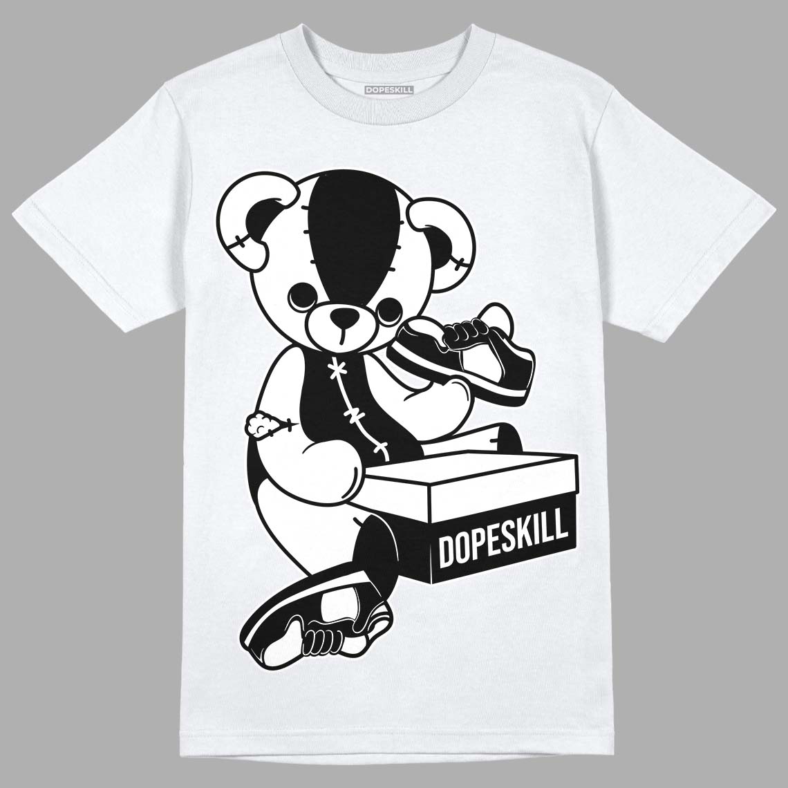 Dunk Low Panda White Black superstreetwear T-Shirt Sneakerhead BEAR Graphic