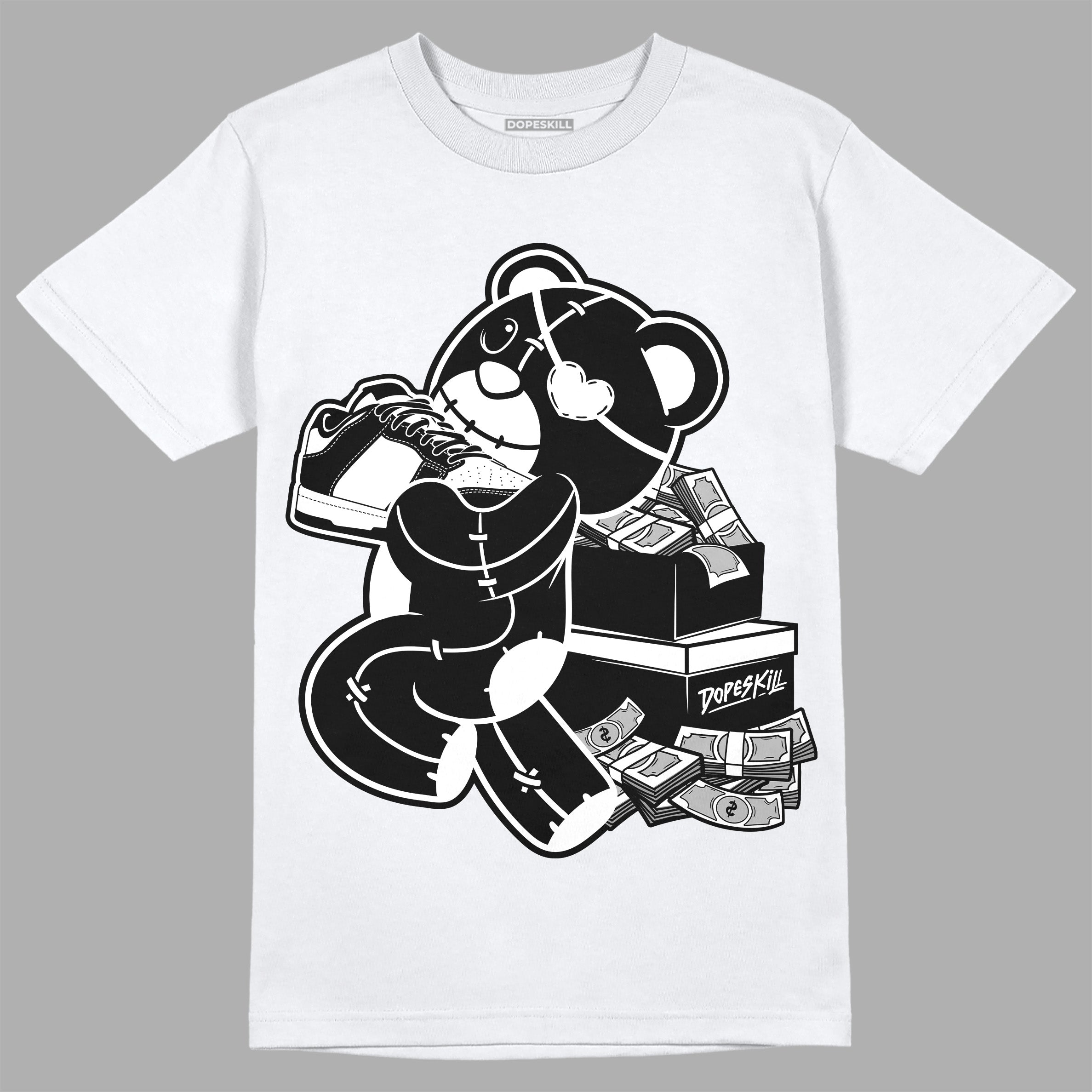 Dunk Low Panda White Black superstreetwear T-Shirt Bear Steals Sneaker Graphic