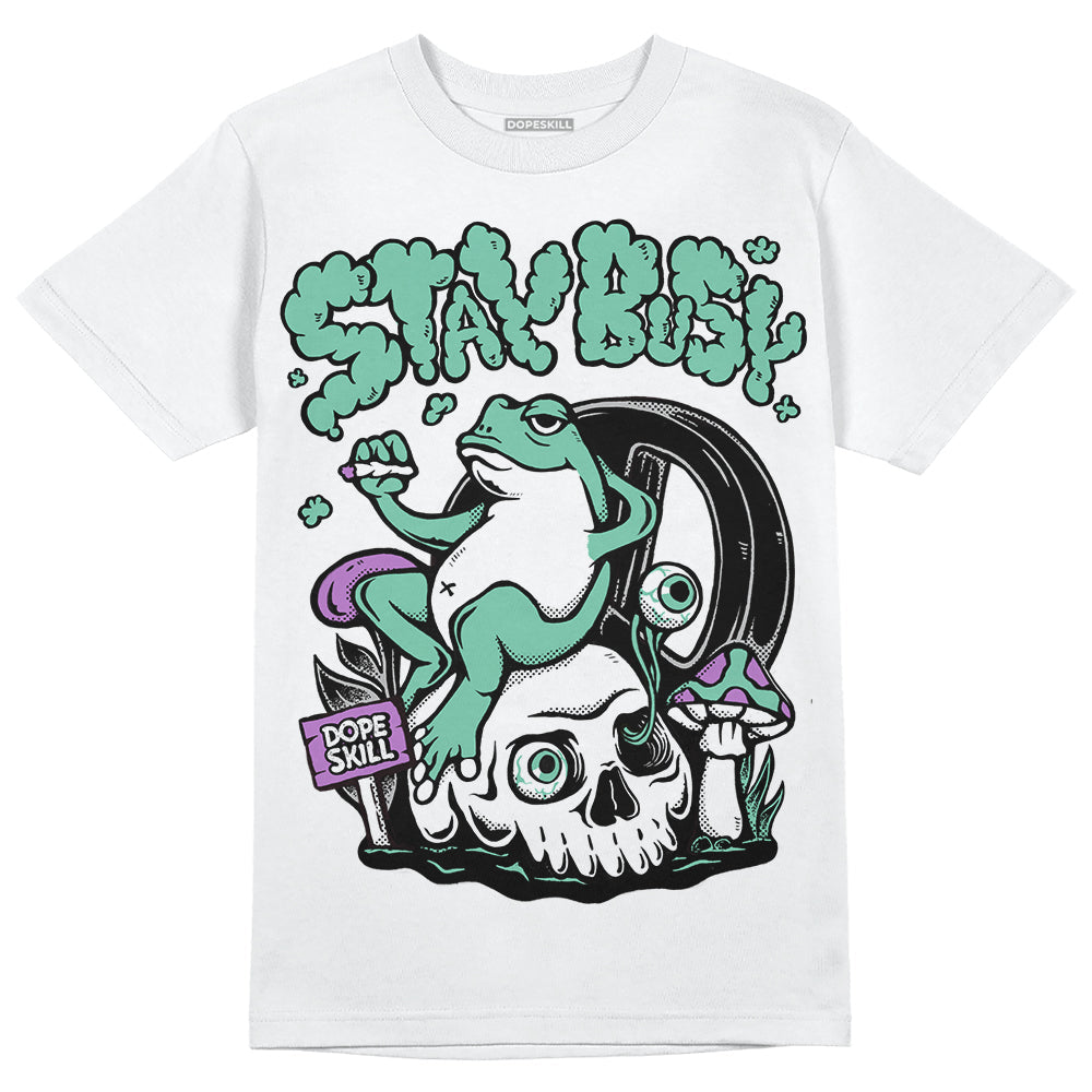 Green Glow 3s superstreetwear T-Shirt Stay Busy Graphic
