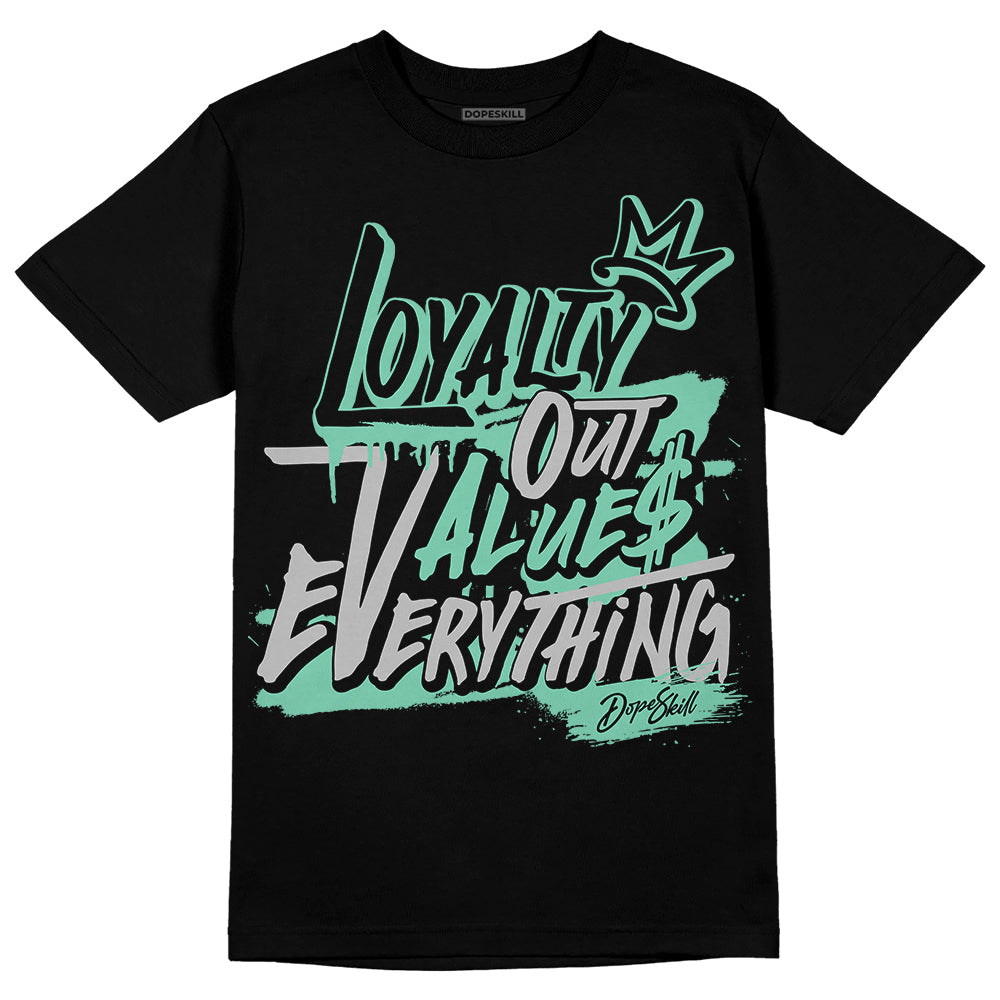 Green Glow 3s superstreetwear T-Shirt LOVE Graphic