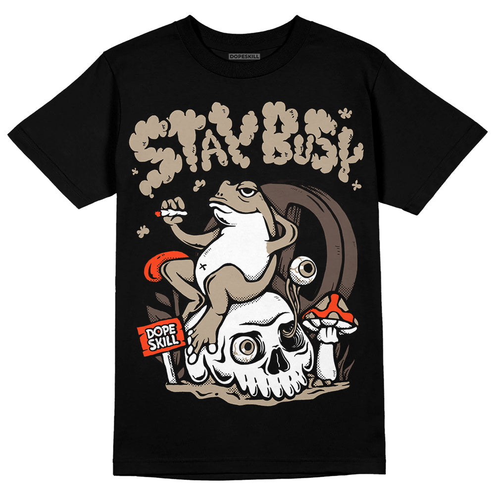 Latte 1s superstreetwear T-Shirt Stay Busy Graphic