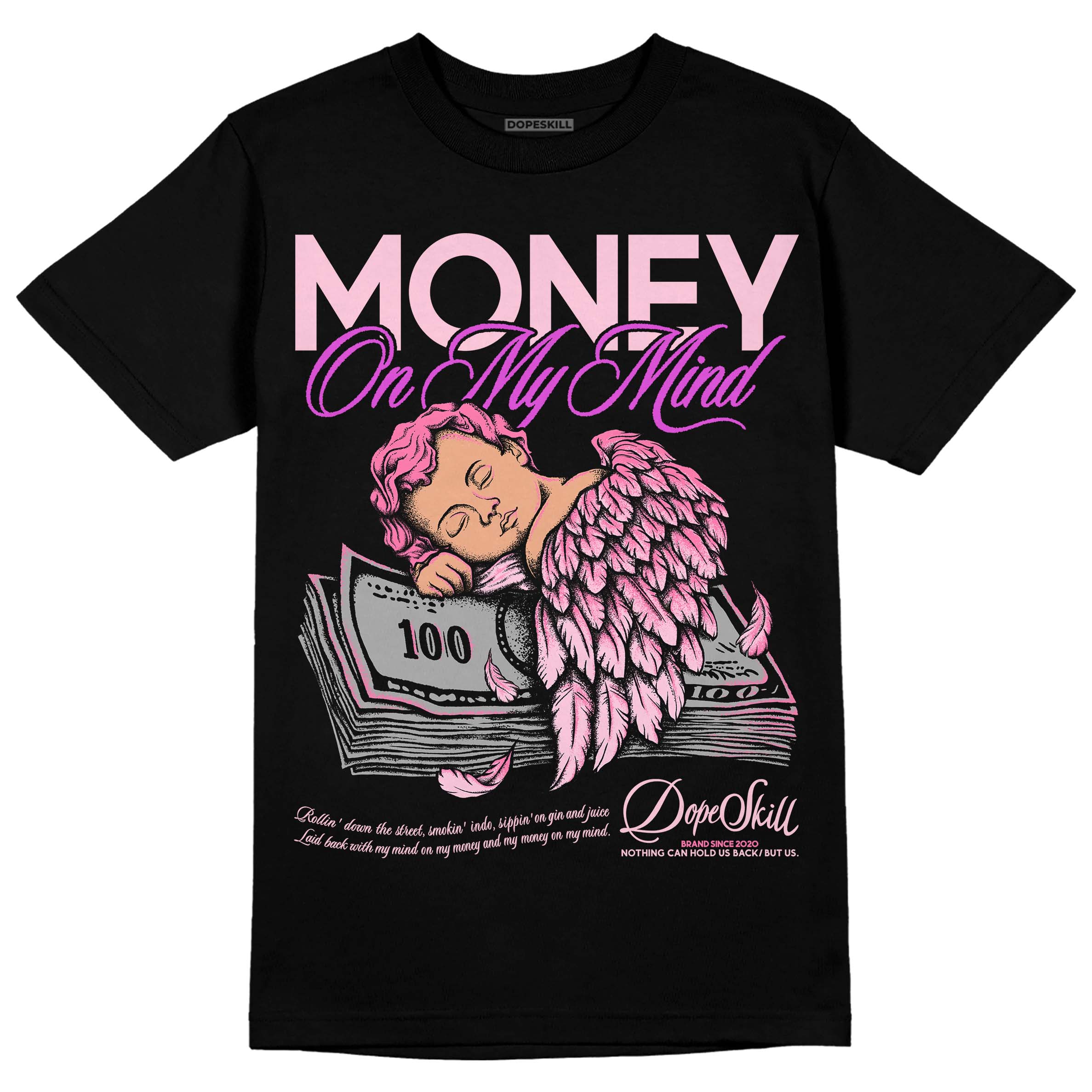 Dunk Low Pink Foam superstreetwear T-Shirt MOMM Graphic