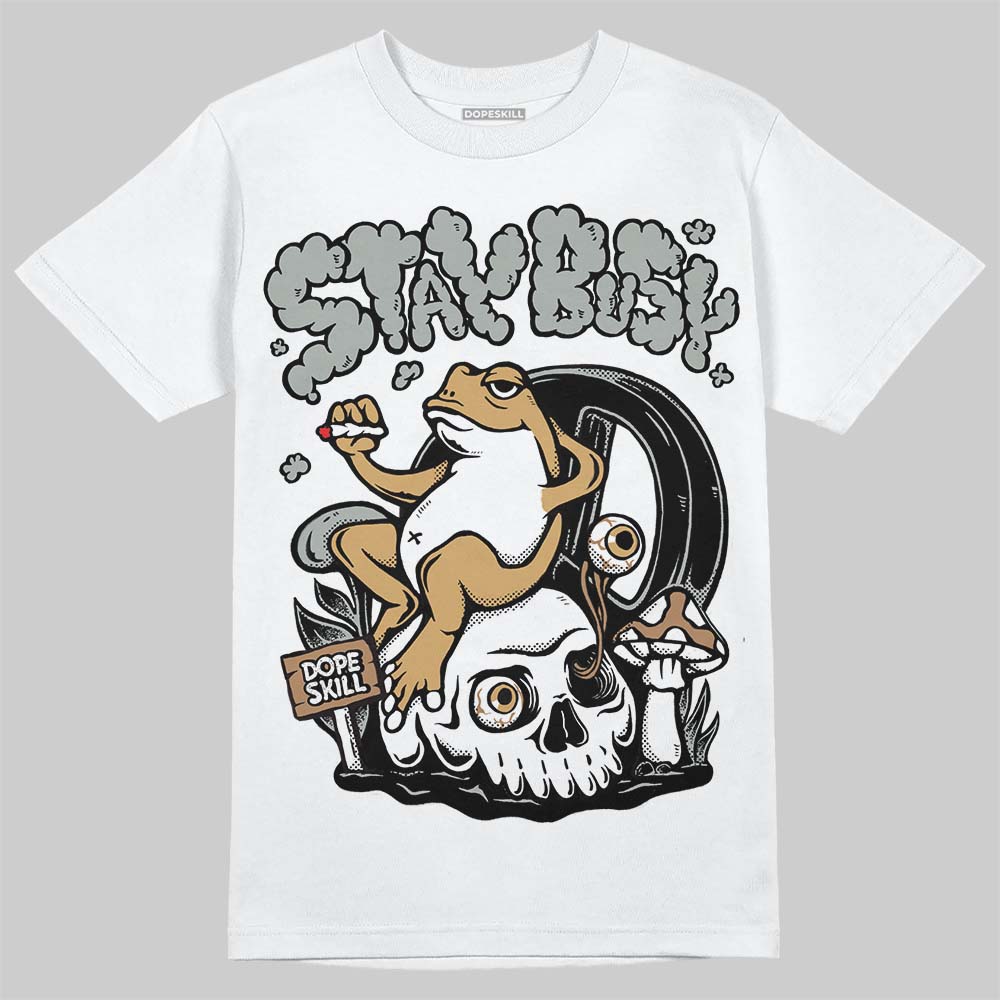 1906R ¡®White Gold¡¯ superstreetwear T-Shirt Stay Busy Graphic
