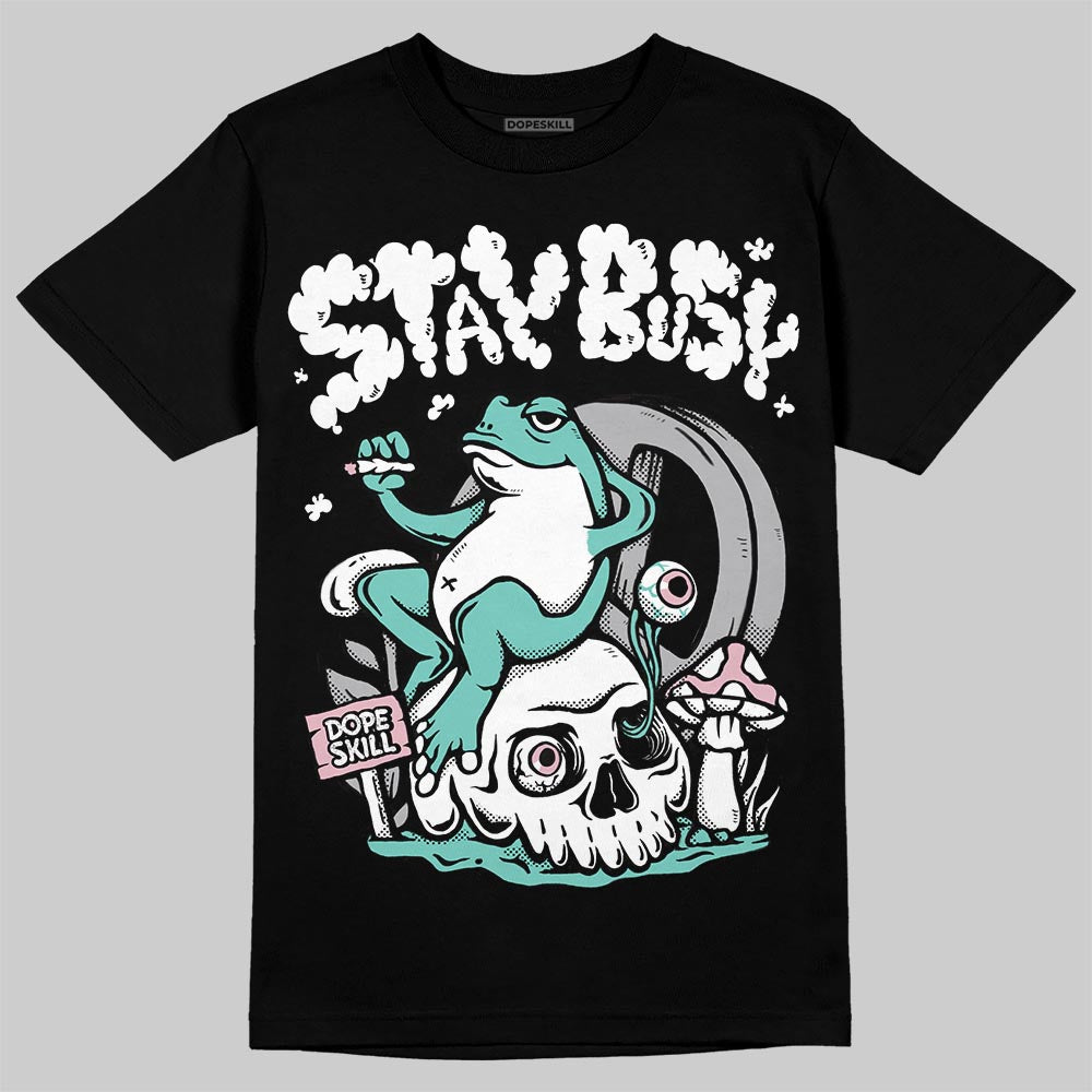 Igloo 11s superstreetwear T-Shirt Stay Busy Graphic