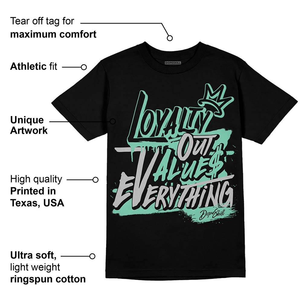 Green Glow 3s superstreetwear T-Shirt LOVE Graphic