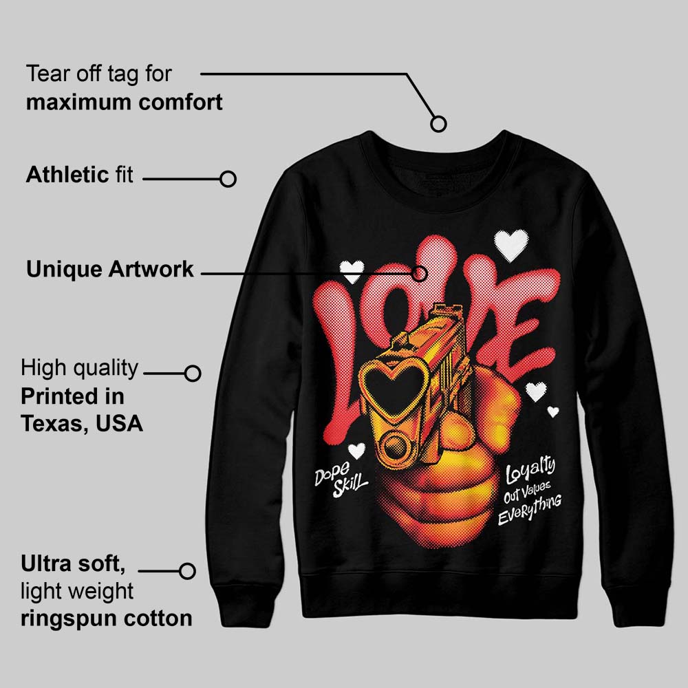 Black and White Collection superstreetwear Sweatshirt Love Shot Graphic