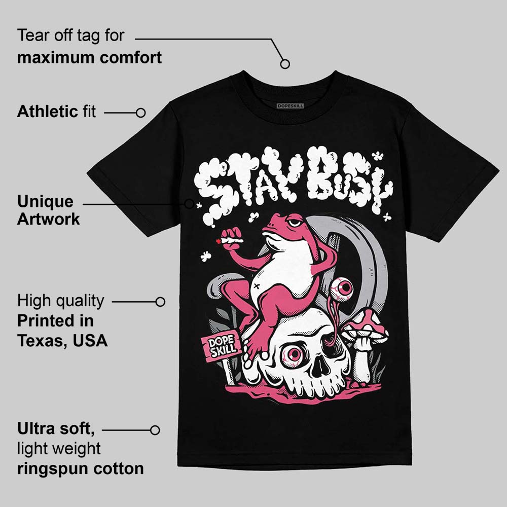 White Fluo Pink superstreetwear T-Shirt Stay Busy Graphic