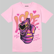 Pink Collection DopeSkill T-Shirt Love Shot Graphic