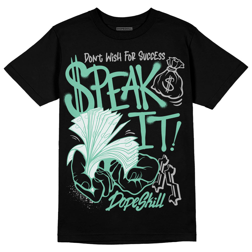 Green Glow 3s superstreetwear T-Shirt Speak It Graphic