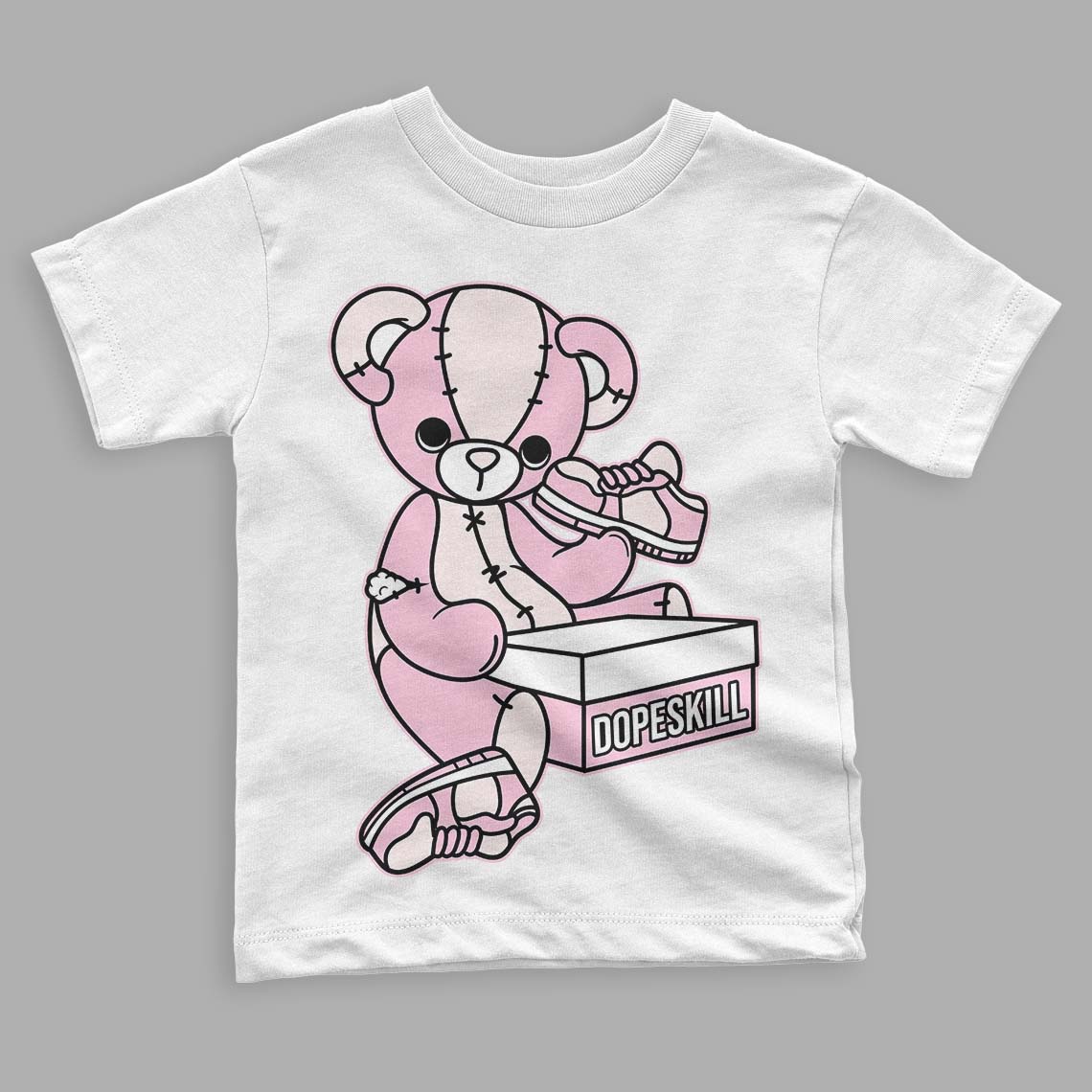 Dunk Low Pink Foam superstreetwear Toddler Kids T-shirt Sneakerhead BEAR Graphic