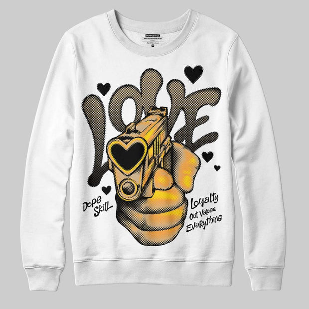 TAN Collection DopeSkill Sweatshirt Love Shot Graphic
