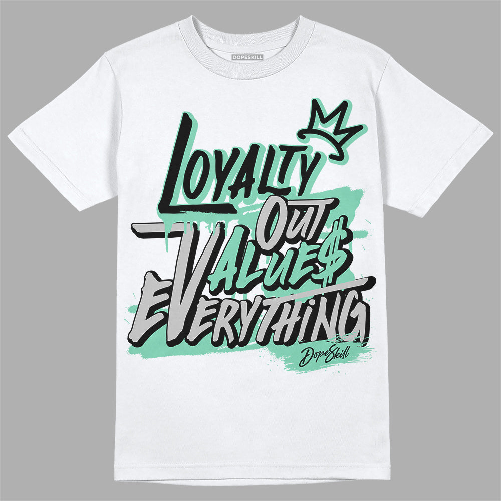 Green Glow 3s superstreetwear T-Shirt LOVE Graphic
