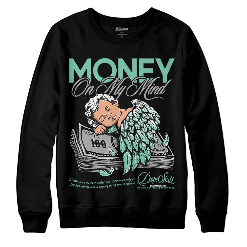 Green Glow 3s superstreetwear Sweatshirt MOMM Graphic