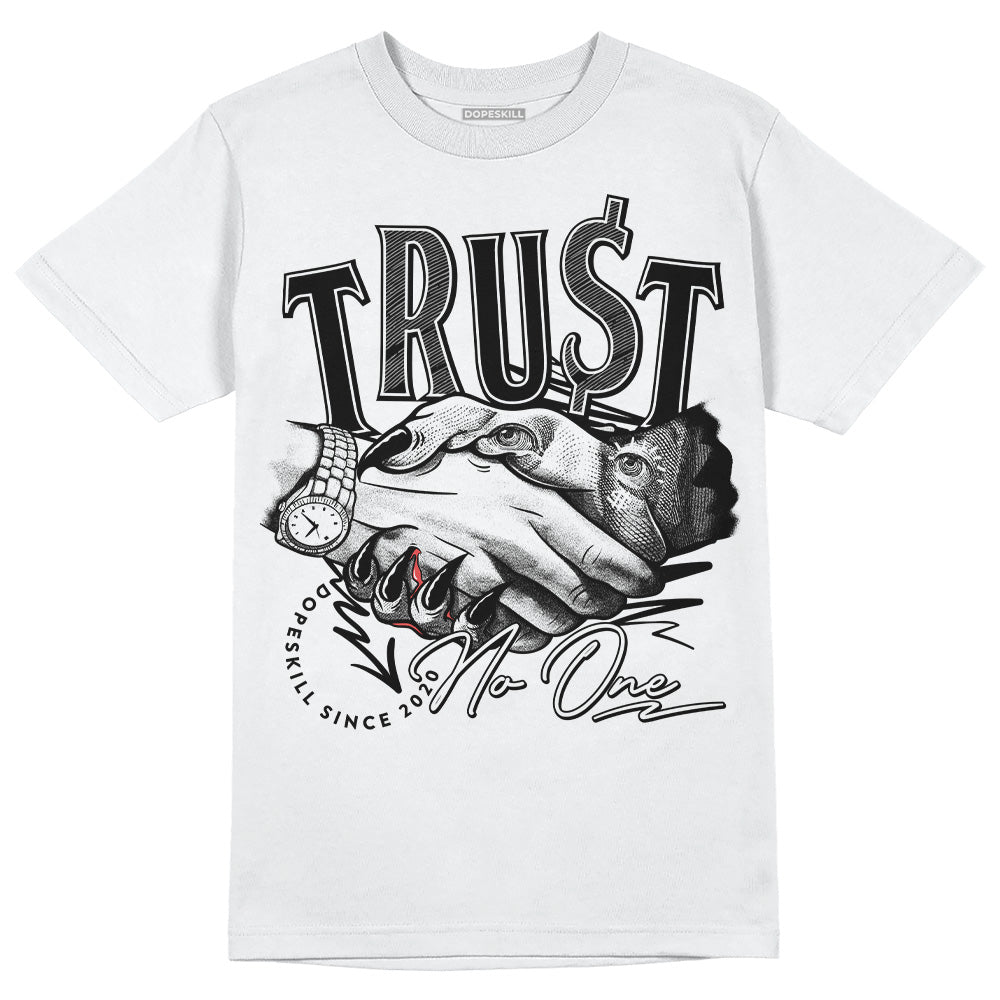 Dunk Low Panda White Black superstreetwear T-Shirt Trust No One Graphic