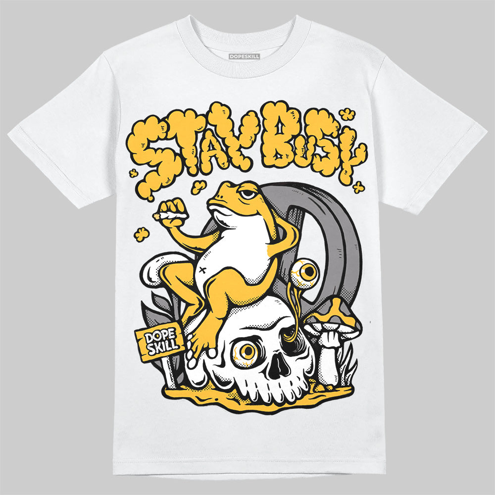 9060 Varsity Gold superstreetwear T-Shirt Stay Busy Graphic