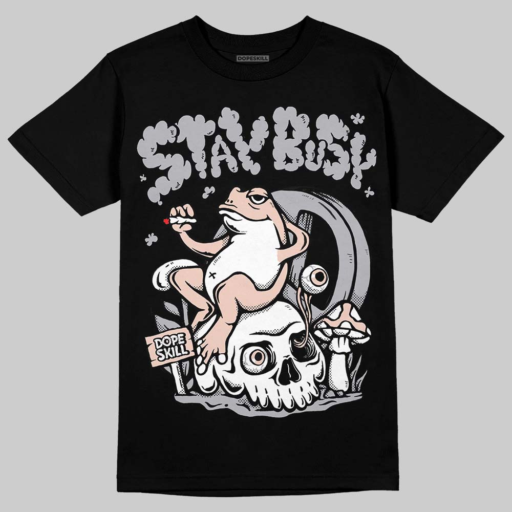 1130 Oyster Grey superstreetwear T-Shirt Stay Busy Graphic