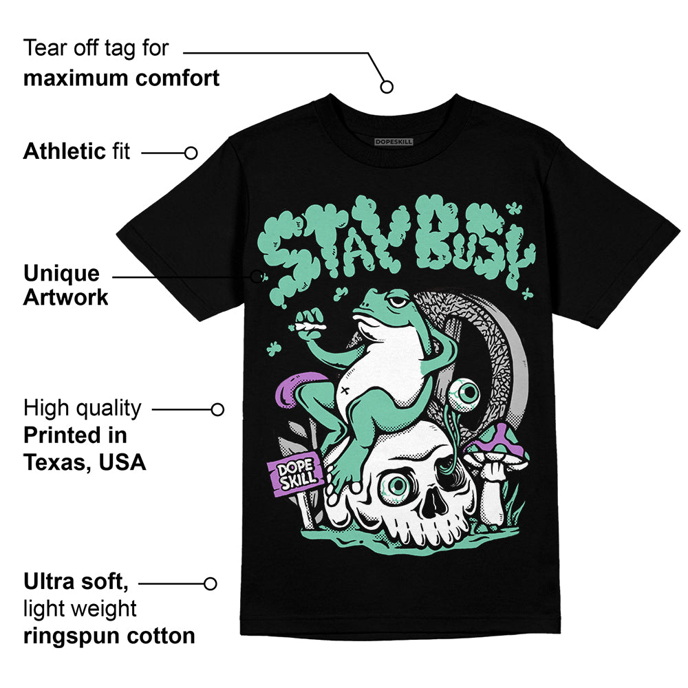 Green Glow 3s superstreetwear T-Shirt Stay Busy Graphic