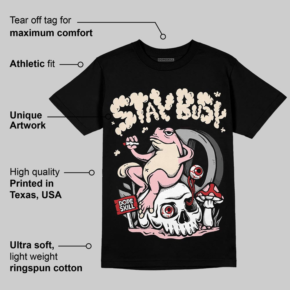 Gel-Nimbus 10.1 Strawberry superstreetwear T-Shirt Stay Busy Graphic