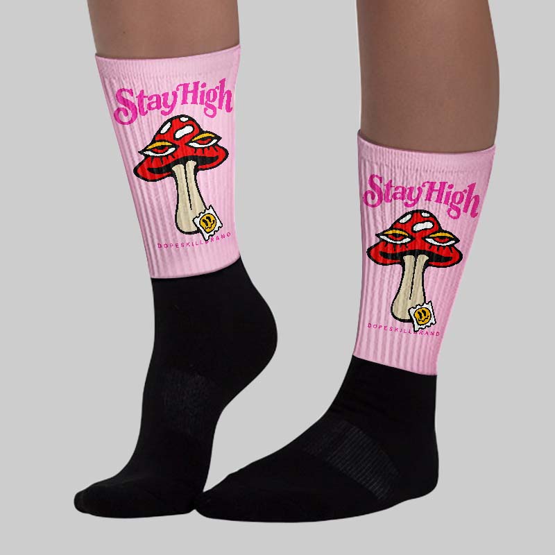 Pink Collection superstreetwear Sublimated Socks Stay High Graphic