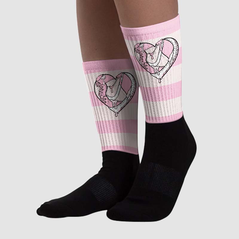 Dunk Low Pink Foam superstreetwear Sublimated Socks Horizontal Stripes Graphic