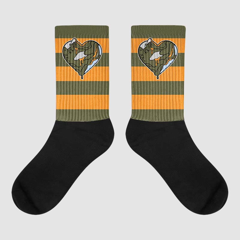 Olive 5s superstreetwear Sublimated Socks Horizontal Stripes Graphic